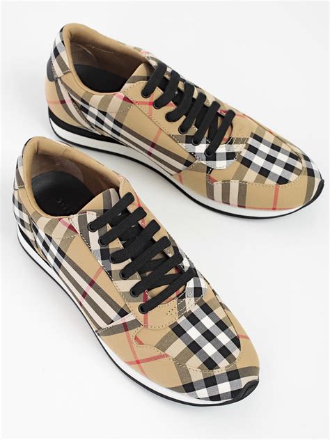 burberry shoes sale.